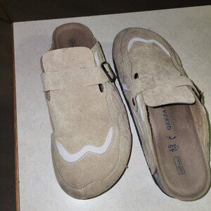 Birkenstocks Boston clogs